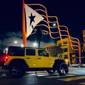 Meet your Posher, Caesar